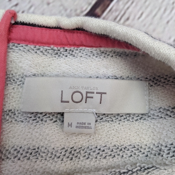 Loft Striped Sweater with Zipper on Back Medium - Picture 6 of 6
